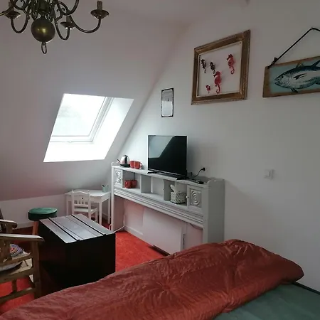 Chez Hortense 56 Bed & Breakfast